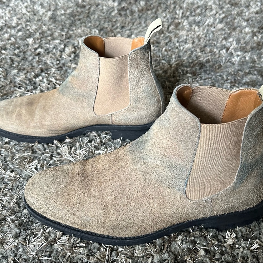 Taft Chelsea boots in tan size 9